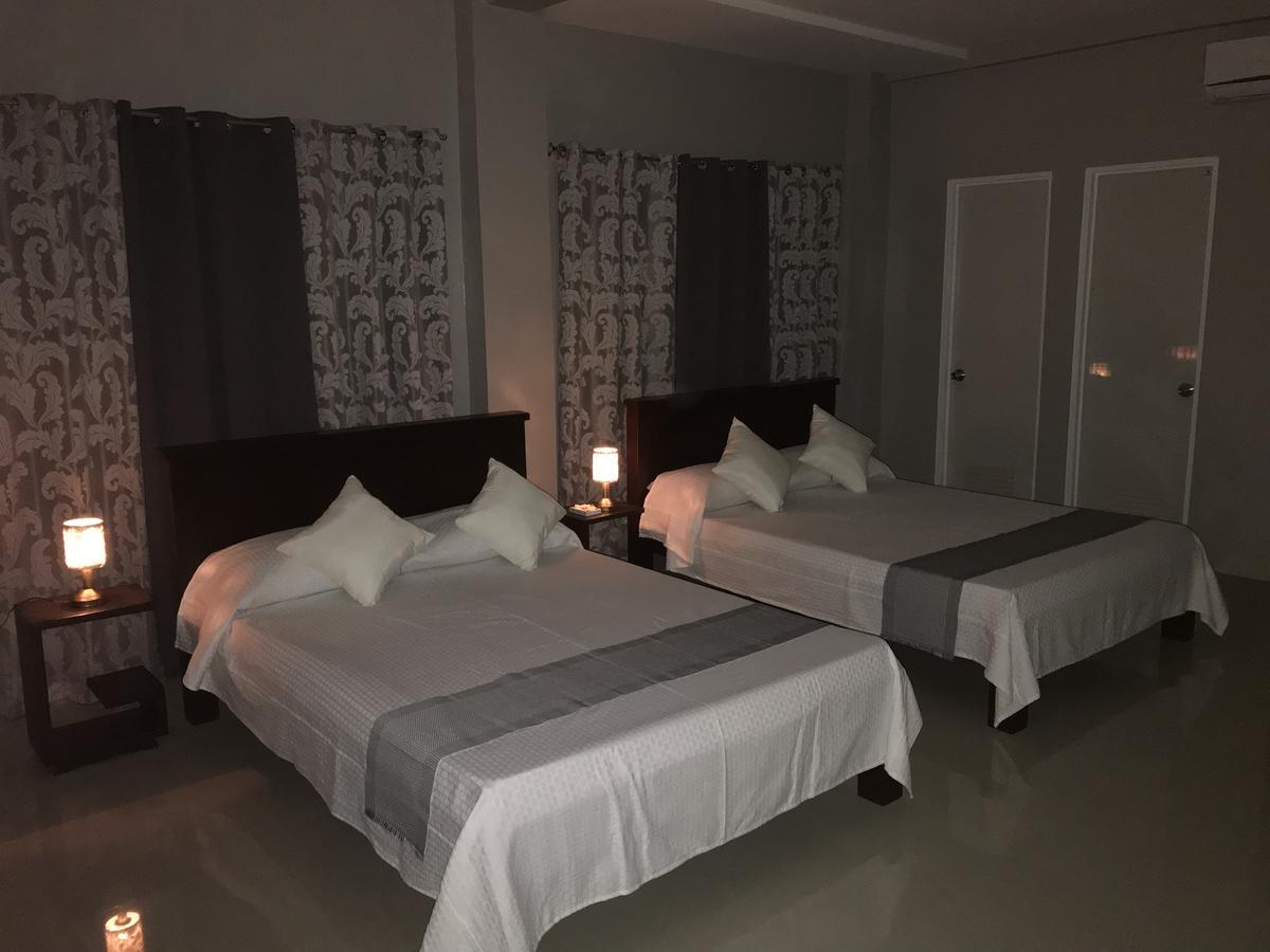 Reddoorz El Senor Jesus Apartelle Vigan Ilocos Hotel Exterior foto